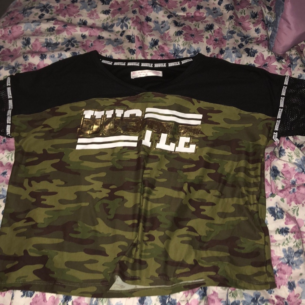 Tee